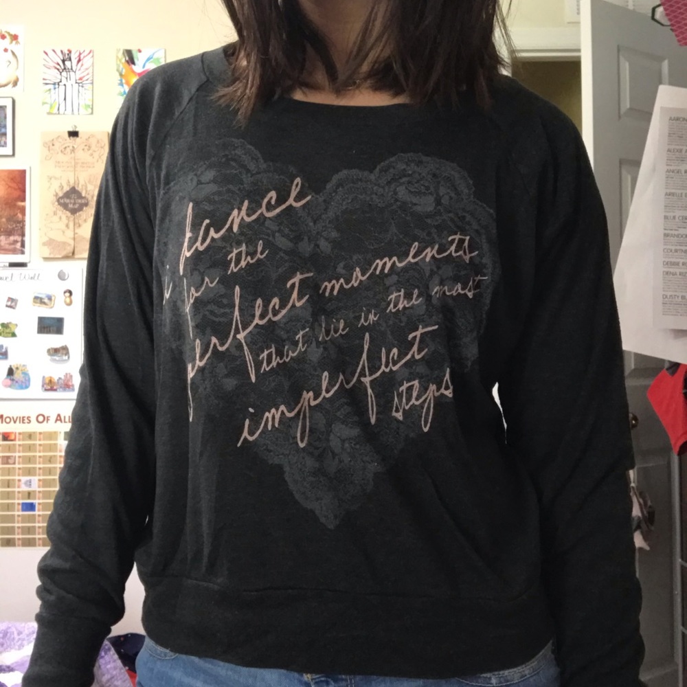Comfy and light dance sweatshirt